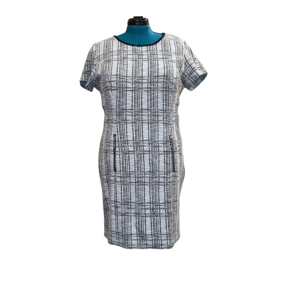 Business-Casual Dress